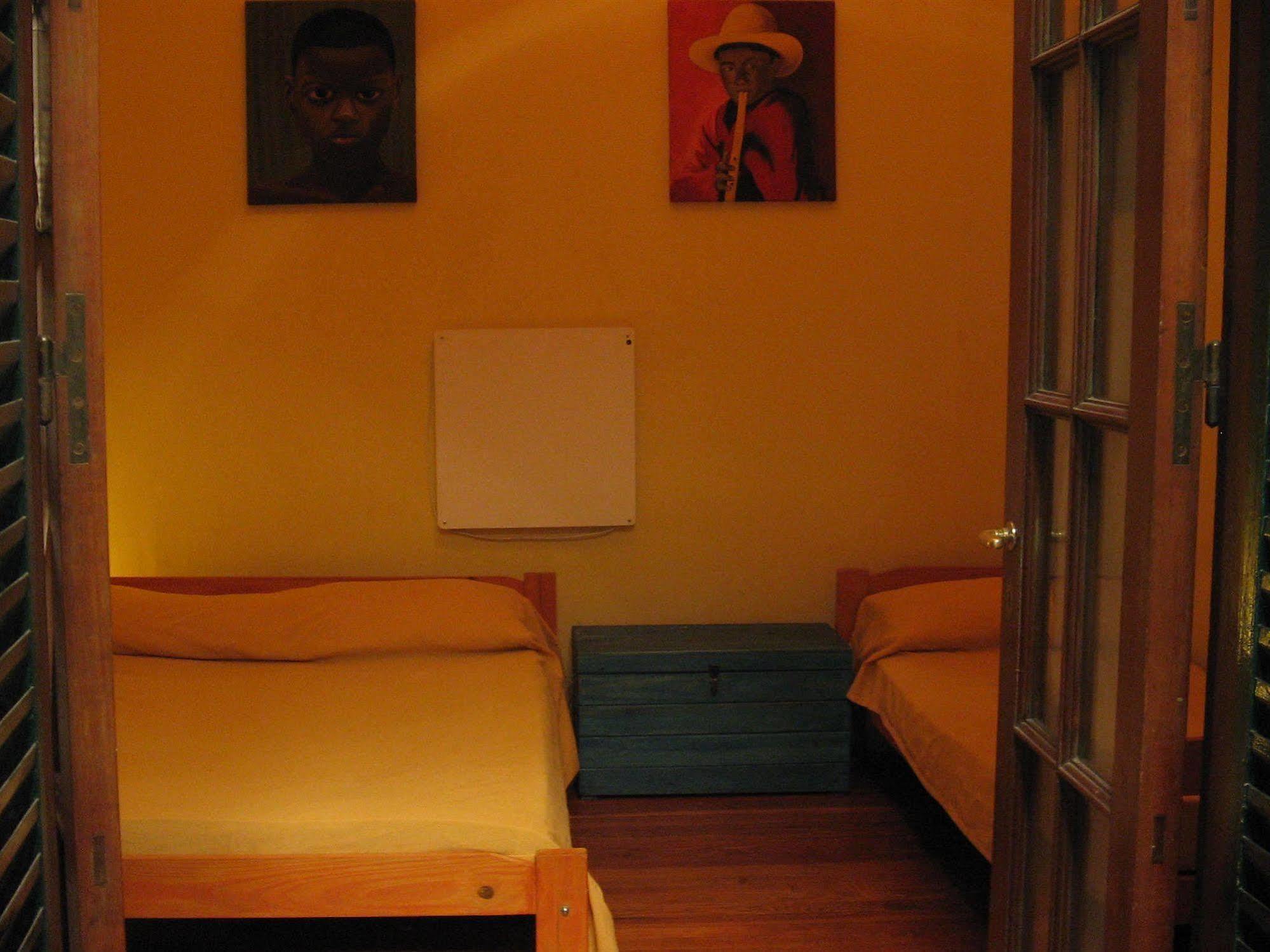 VI Luz Y Entre Hostel ブエノスアイレス エクステリア 写真