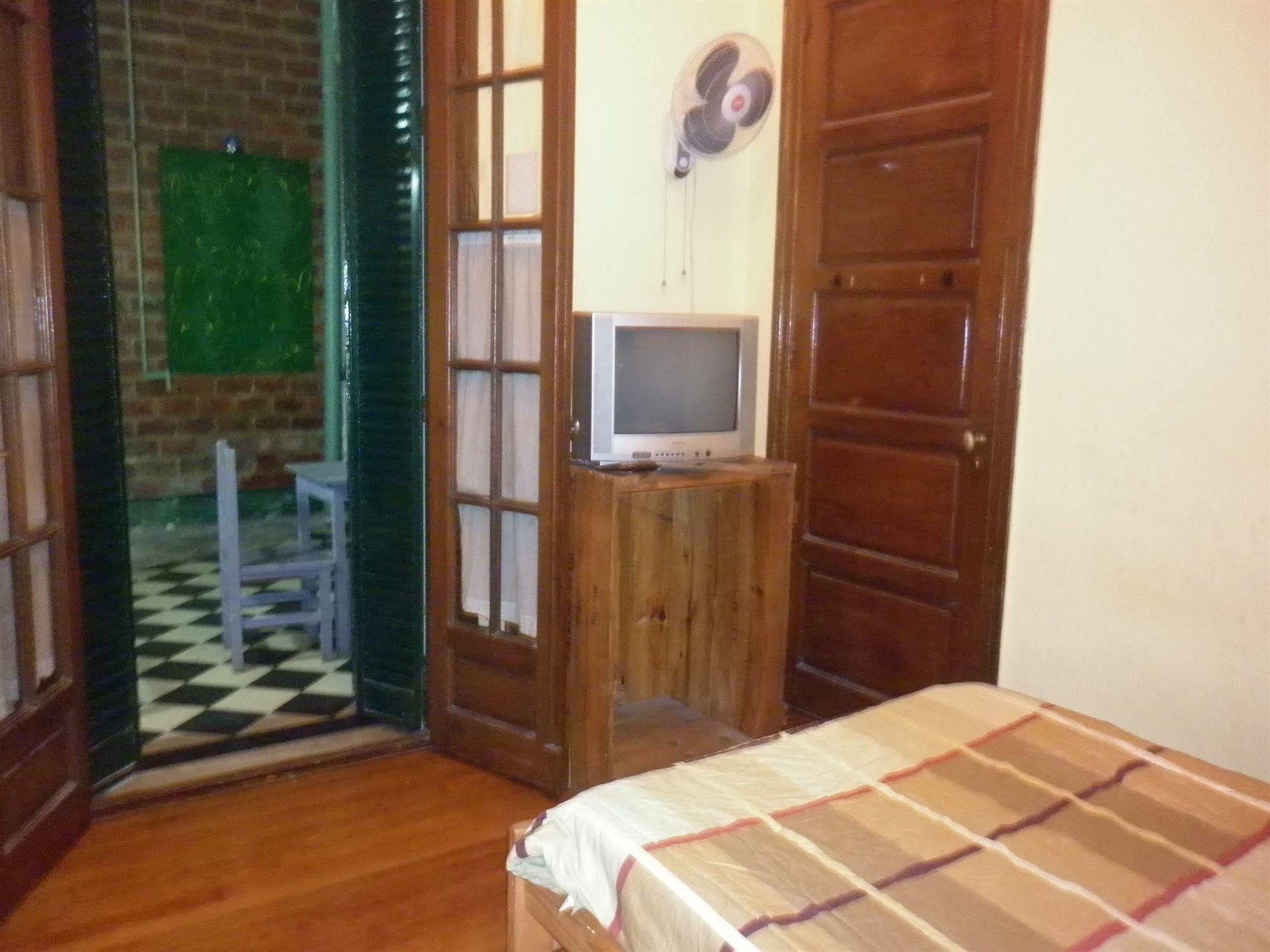 VI Luz Y Entre Hostel ブエノスアイレス エクステリア 写真