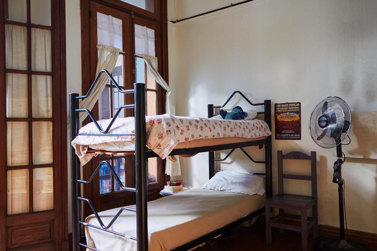 VI Luz Y Entre Hostel ブエノスアイレス エクステリア 写真